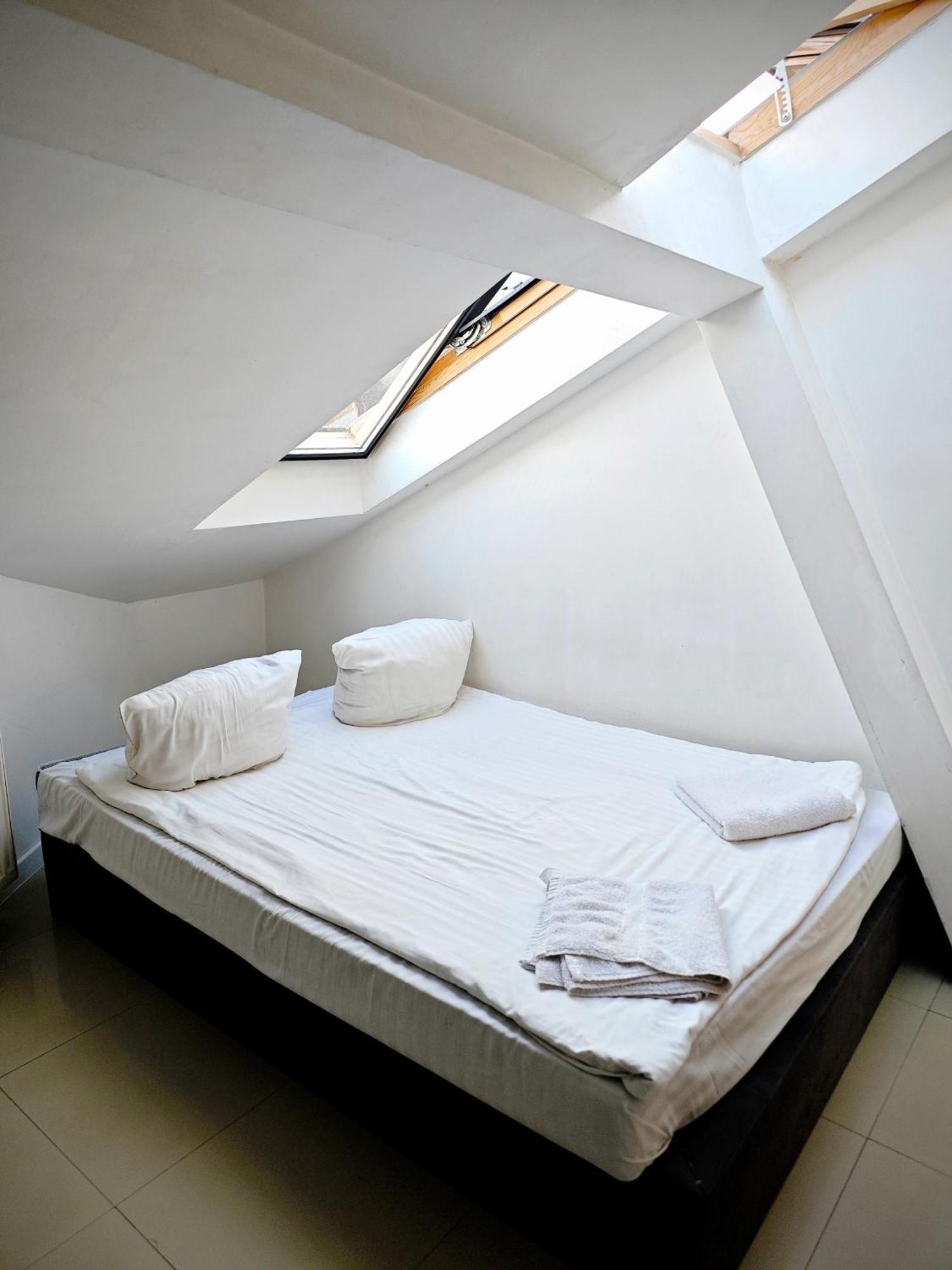 Attic Studio Varsavia Camera foto