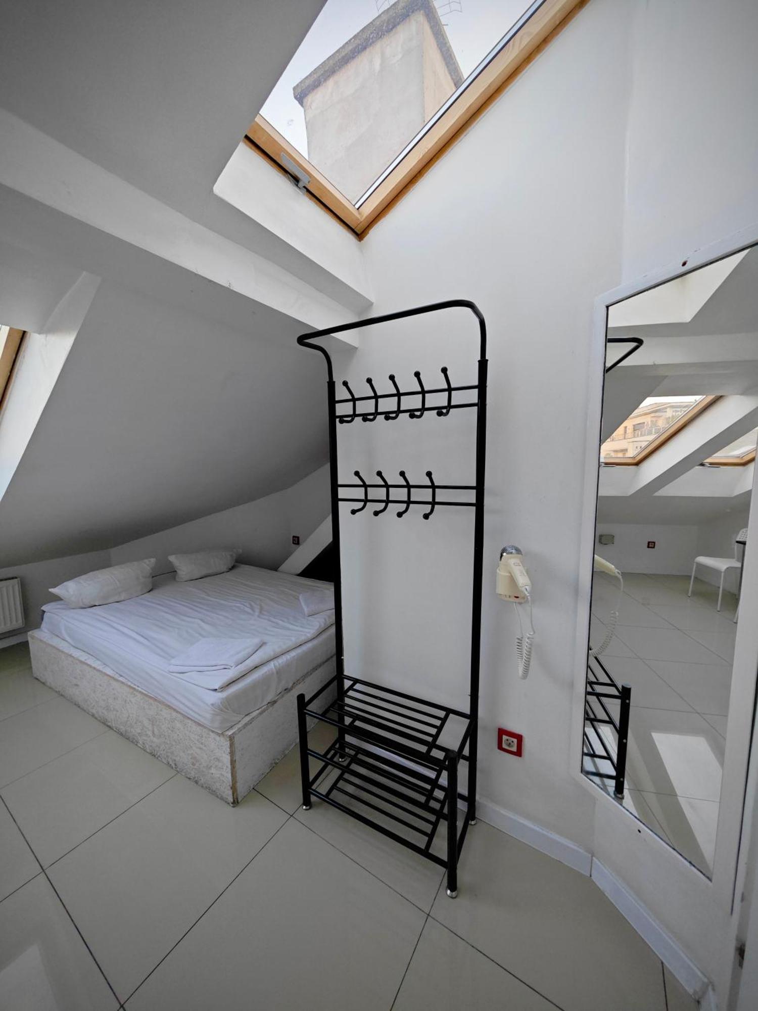 Attic Studio Varsavia Camera foto